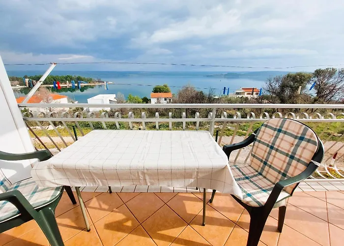 Bay Serenity Apartments - Raslina