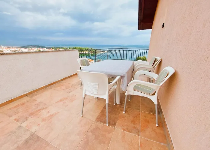 Bay Serenity Apartments - Raslina